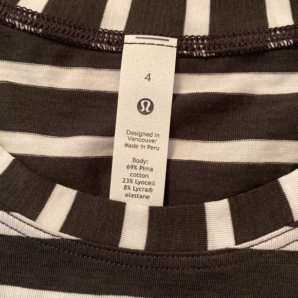 BNWT lululemon cates tshirt - Picture 2 of 3